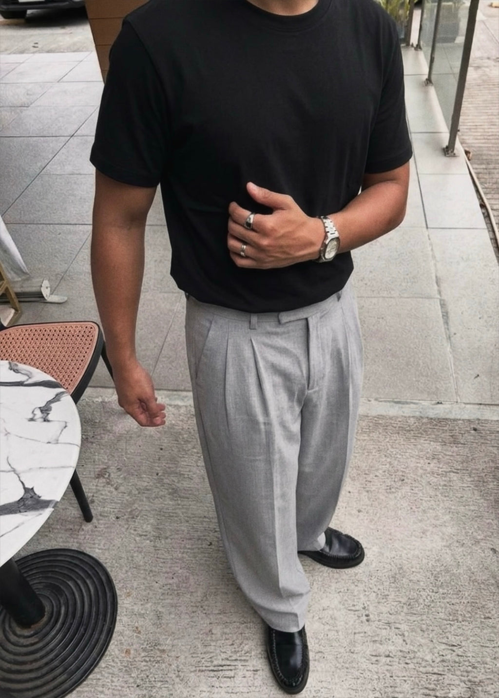 LOT DE T-SHIRTS AJUSTÉS NOIR ET BLANC