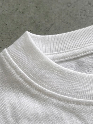 LOT DE T-SHIRTS AJUSTÉS NOIR ET BLANC