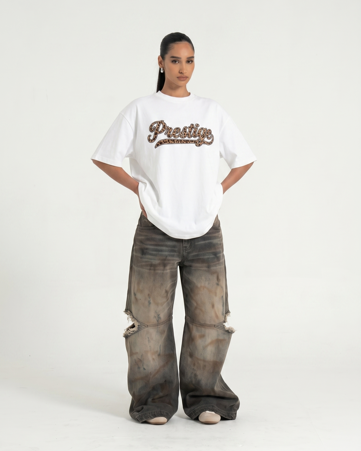 LEOPARD SCRIPT T-SHIRT - WHITE
