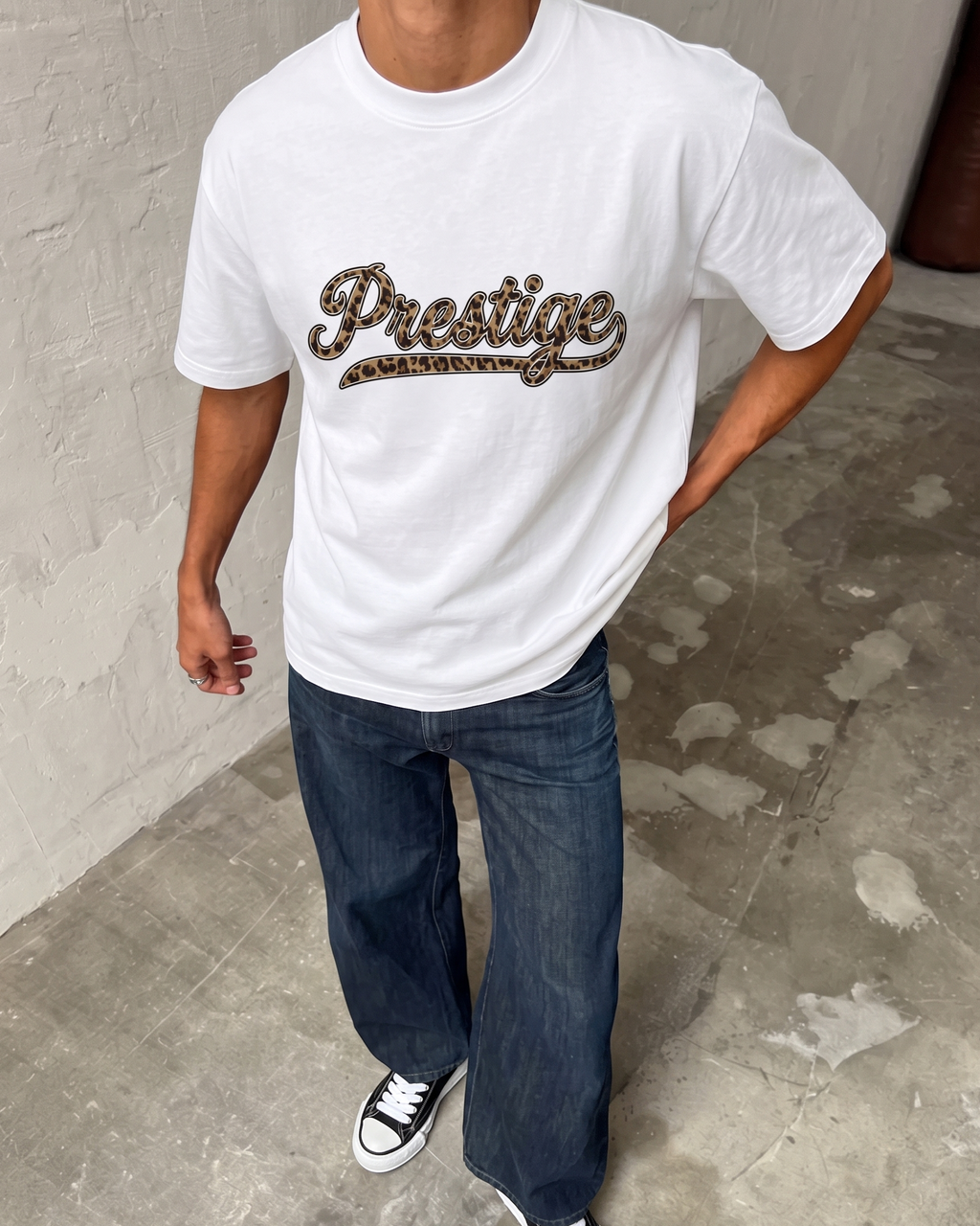 TEE-SHIRT LEOPARD SCRIPT - BLANC
