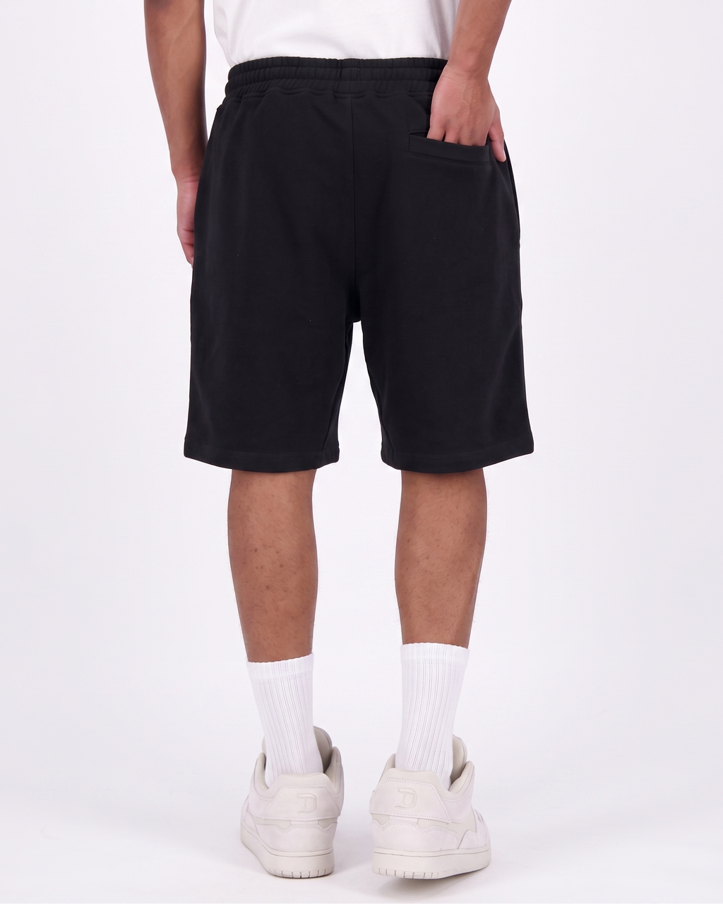 PANTALONES CORTOS DE FELPA CON LOGOTIPO SCRIPT – NEGRO