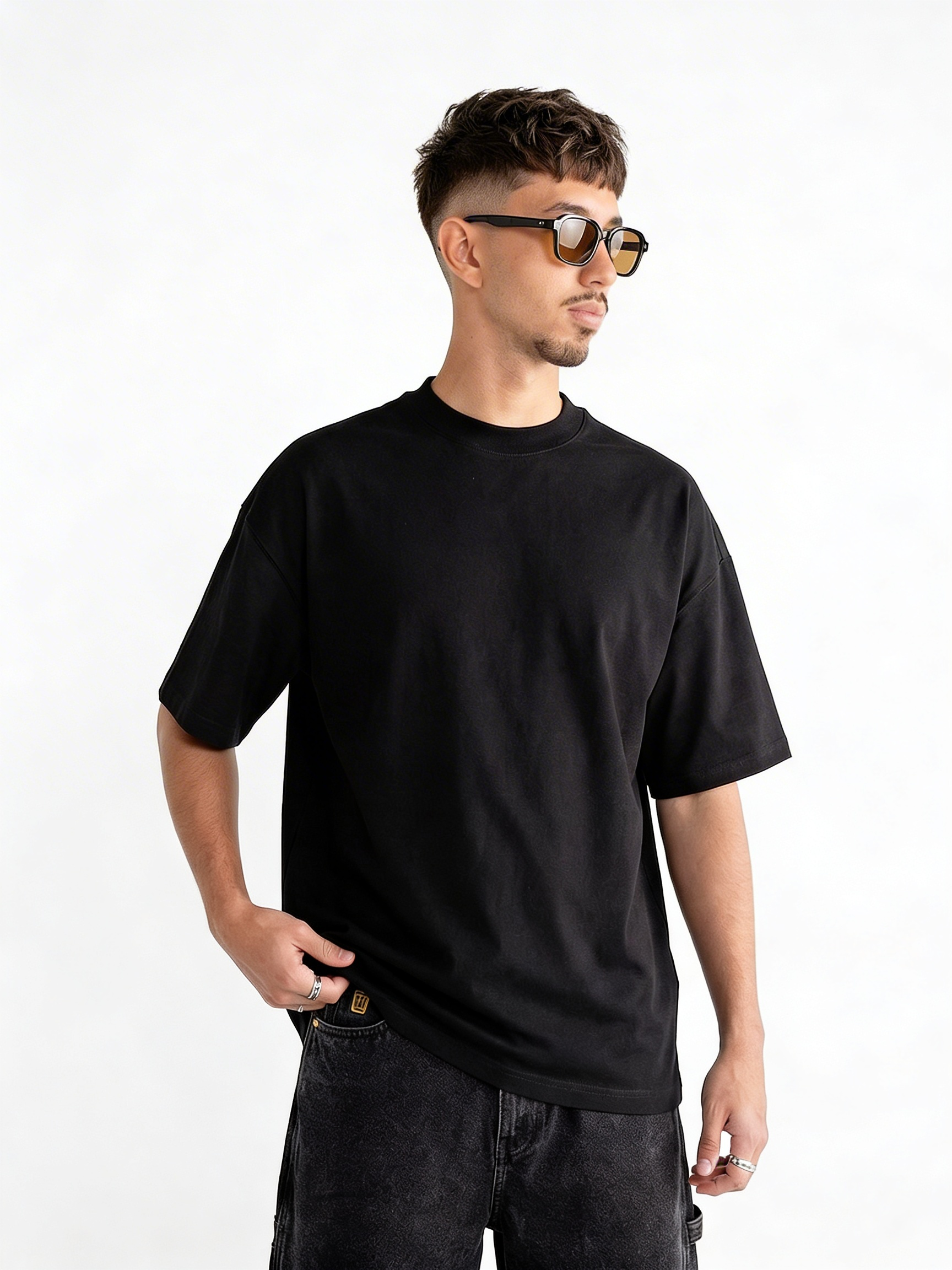 DAILY OVERSIZE TEE - BLACK